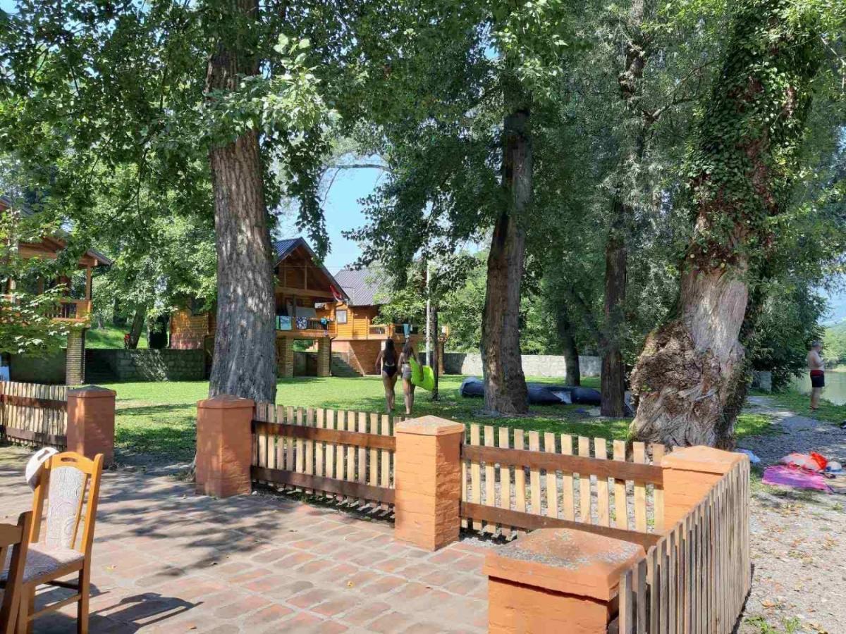 Etno Selo Bok Bed & Breakfast Vrhpolje Bagian luar foto