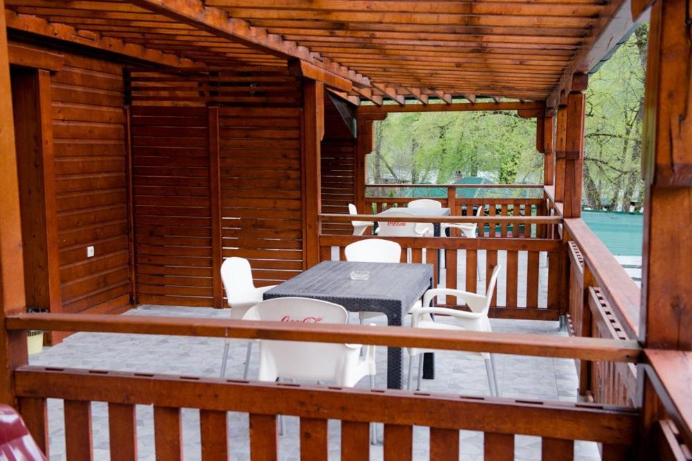 Etno Selo Bok Bed & Breakfast Vrhpolje Bagian luar foto